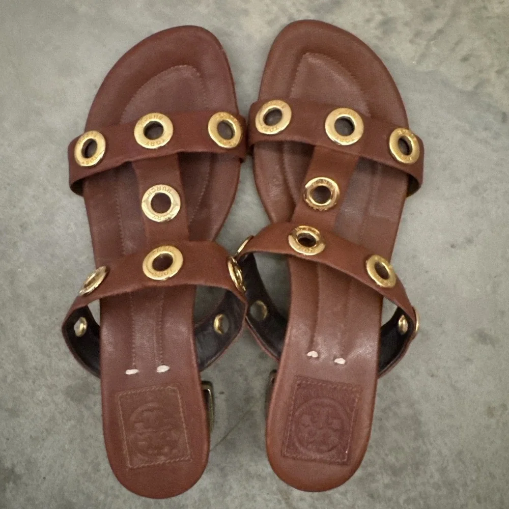 Tory Burch brown Slip On sandals Gold Trim Rivets women's 8 M